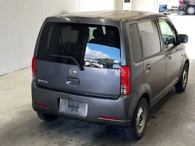 Nissan Otti