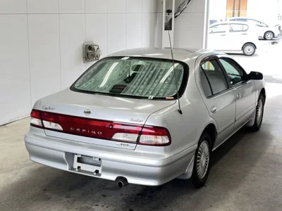 Nissan CEFIRO  с аукциона в Японии
