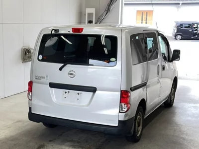 Nissan NV200