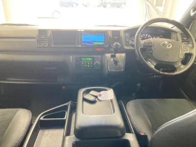 Toyota HIACE VAN  с аукциона в Японии