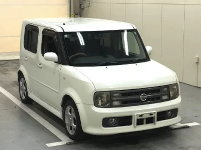 Nissan CUBE  с аукциона в Японии