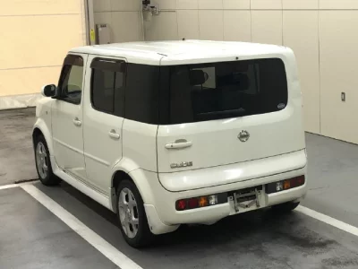 Nissan CUBE  с аукциона в Японии