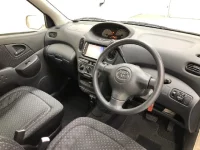 Toyota FUNCARGO лот № 6066 оценка R  с аукциона в Японии 5