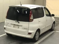 Toyota FUNCARGO лот № 6066 оценка R  с аукциона в Японии 3