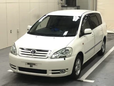 Toyota Ipsum