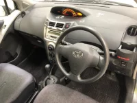 Toyota VITZ лот № 6023 оценка 3.5  с аукциона в Японии 5
