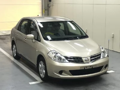 Nissan Tiida Latio