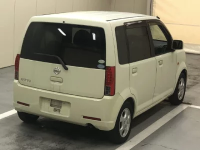 Nissan Otti