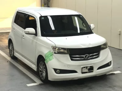 Toyota BB  с аукциона в Японии