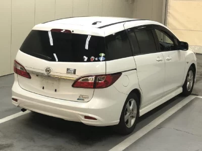 Nissan Lafesta