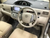 Toyota RAUM лот № 6199 оценка 3.5  с аукциона в Японии 5