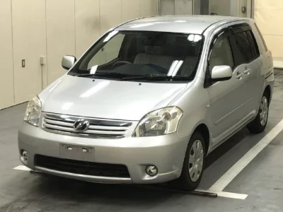 Toyota RAUM  с аукциона в Японии