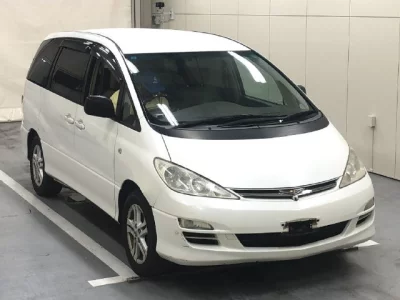 Toyota ESTIMA  с аукциона в Японии