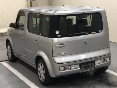 Nissan CUBE  с аукциона в Японии