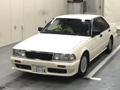 Nissan GLORIA  с аукциона в Японии