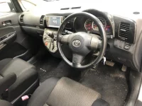 Toyota WISH лот № 6305 оценка 4  с аукциона в Японии 5