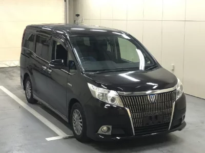 Toyota ESQUIRE  с аукциона в Японии