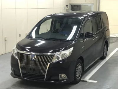Toyota ESQUIRE  с аукциона в Японии