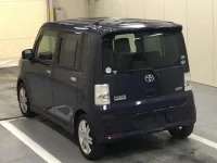 Toyota PIXIS SPACE лот № 1385 оценка 3.5  с аукциона в Японии 1