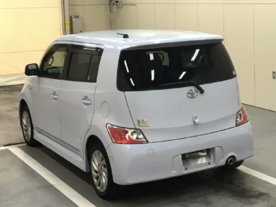 Toyota BB  с аукциона в Японии