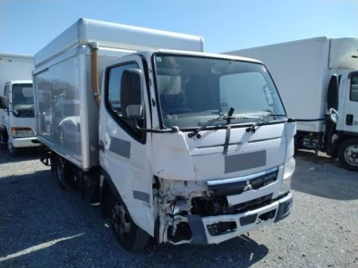 Mitsubishi Fuso Canter