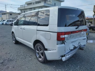 Mitsubishi DELICA D5