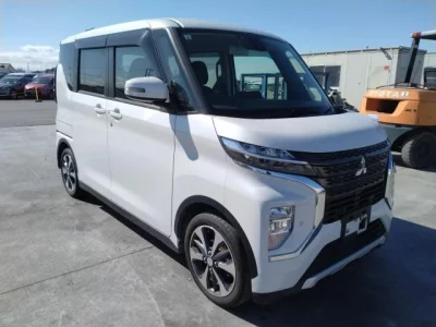 Mitsubishi eK X Space