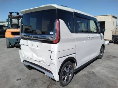 Mitsubishi EK X SPACE