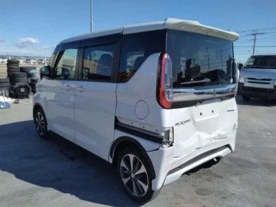 Mitsubishi EK X SPACE