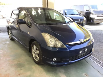 Toyota WISH  с аукциона в Японии