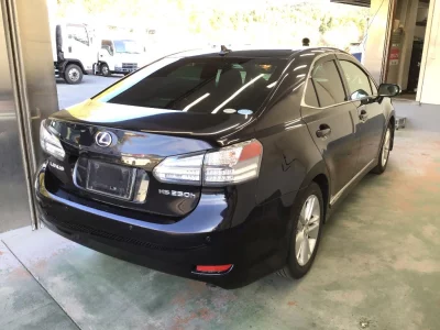 Lexus HS  с аукциона в Японии