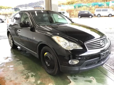 Nissan Skyline Crossover