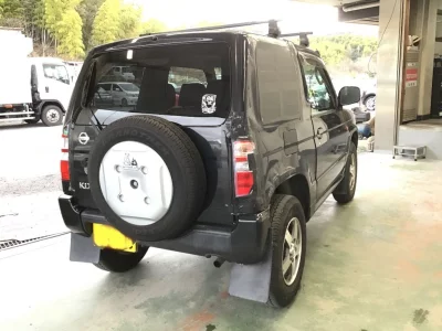 Nissan Kix