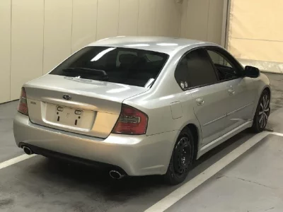 Subaru Legacy B4
