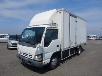 Isuzu Elf