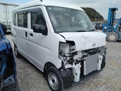 Nissan NV100 CLIPPER