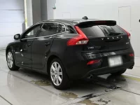 Volvo V40 лот № 38254 оценка 4.5  с аукциона в Японии 5