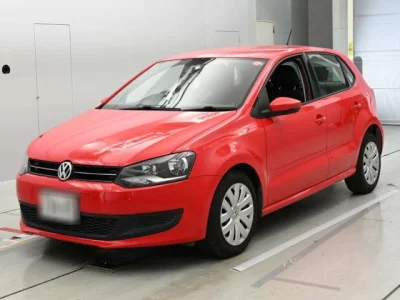 Volkswagen Polo  с аукциона в Японии