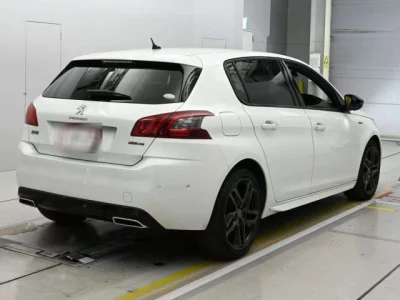 Peugeot 308  с аукциона в Японии