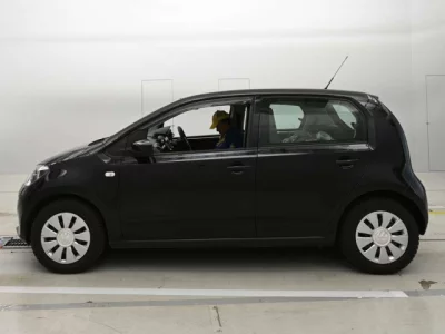 Volkswagen UP  с аукциона в Японии