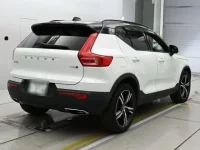 Volvo XC40 лот № 38020 оценка 4  с аукциона в Японии 1