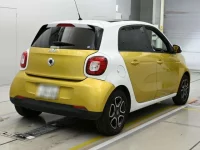 Smart FORFOUR лот № 38074 оценка 4  с аукциона в Японии 1