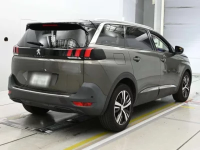 Peugeot 5008  с аукциона в Японии