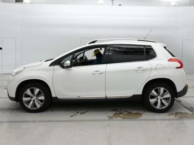 Peugeot 2008  с аукциона в Японии