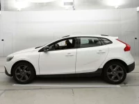 Volvo V40 лот № 38096 оценка 3.5  с аукциона в Японии 3