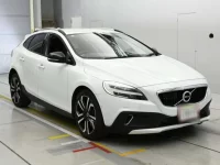 Volvo V40 лот № 38187 оценка 4  с аукциона в Японии 4