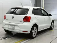 Volkswagen Polo лот № 38162 оценка 4.5  с аукциона в Японии 1
