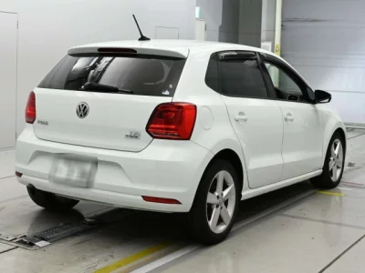 Volkswagen Polo  с аукциона в Японии