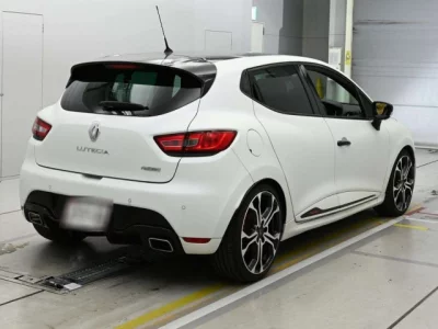 Renault LUTECIA  с аукциона в Японии