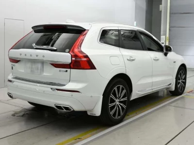 Volvo XC60  с аукциона в Японии